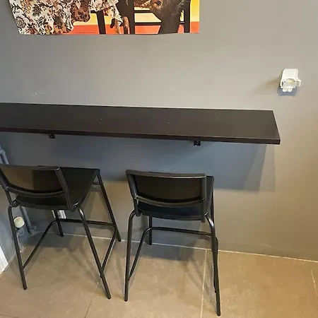 Cool Place In Perfect Location Downtown *